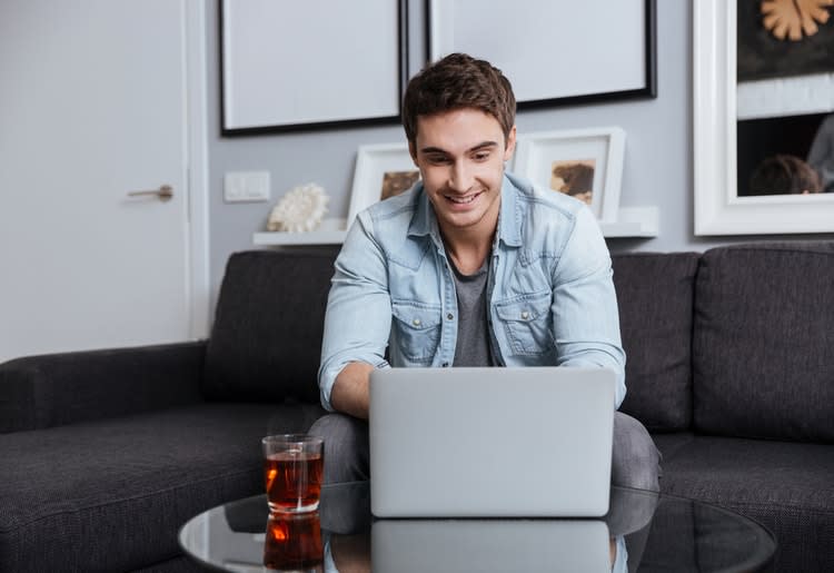 Here’s Why Experts Are Pushing for a Huge Expansion of Online Therapy