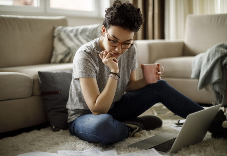 Defender Insignts Budgeting Tips for Students at College During COVID-19