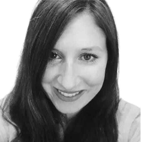 Head and shoulders photograph of Suzannah Weiss